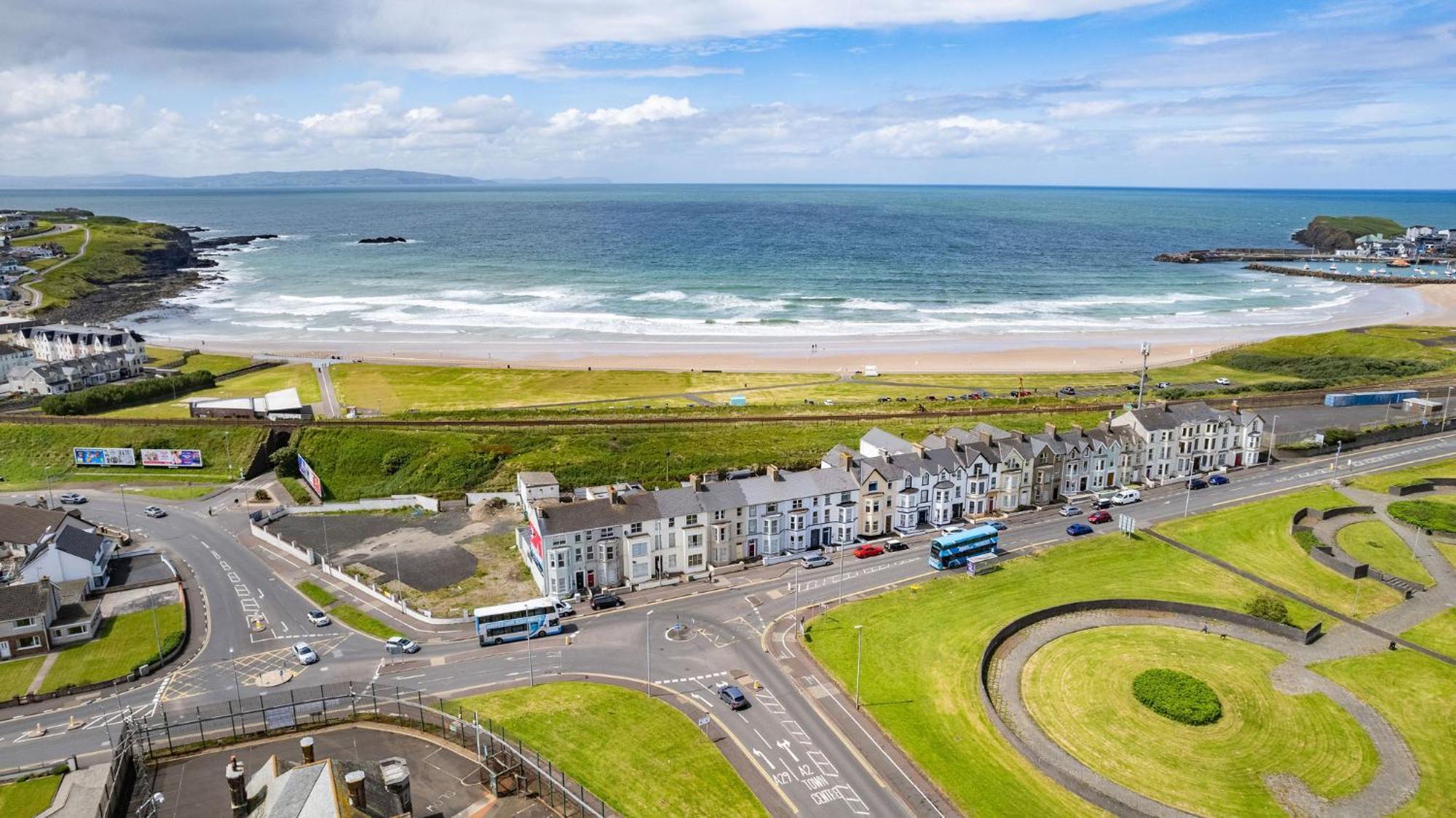 2 Dunluce Green - Portrush By The Sea Eksteriør billede